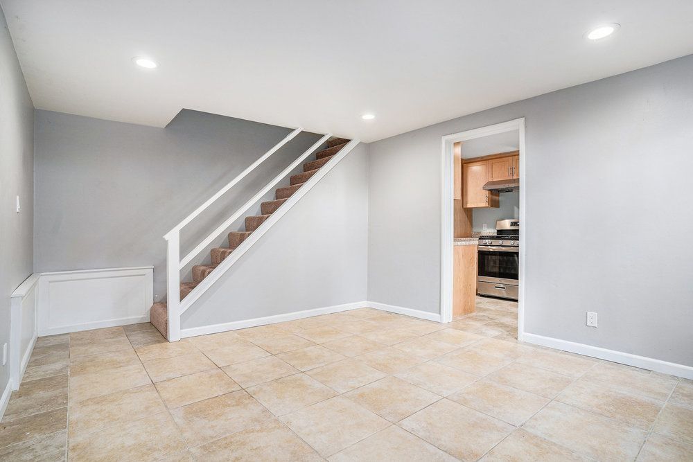 1203 Benton St.