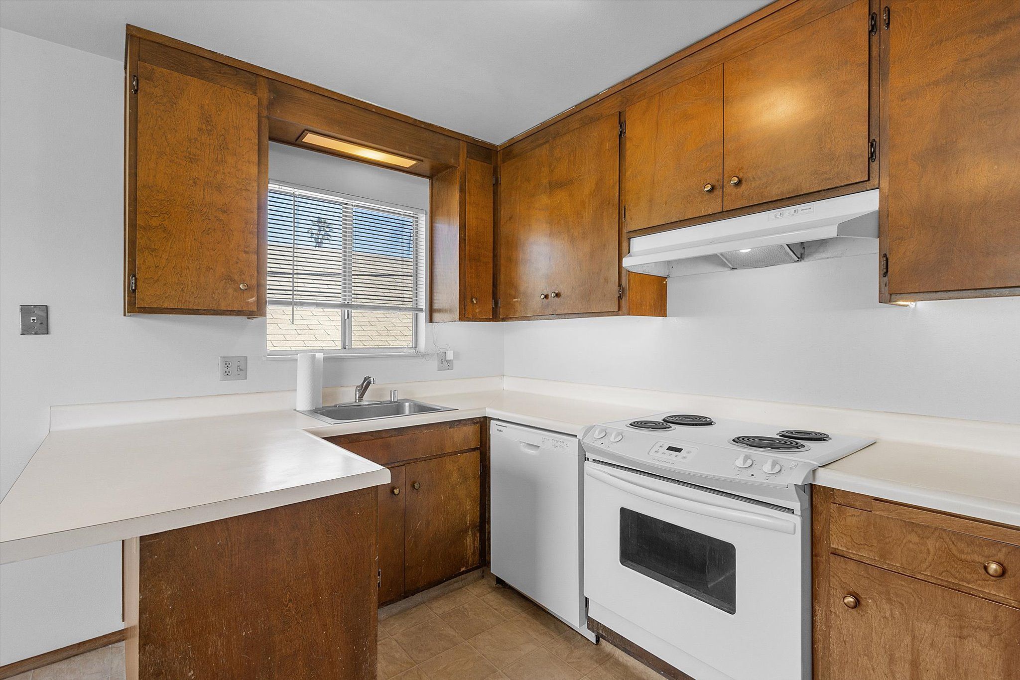 1336 Broadway #B