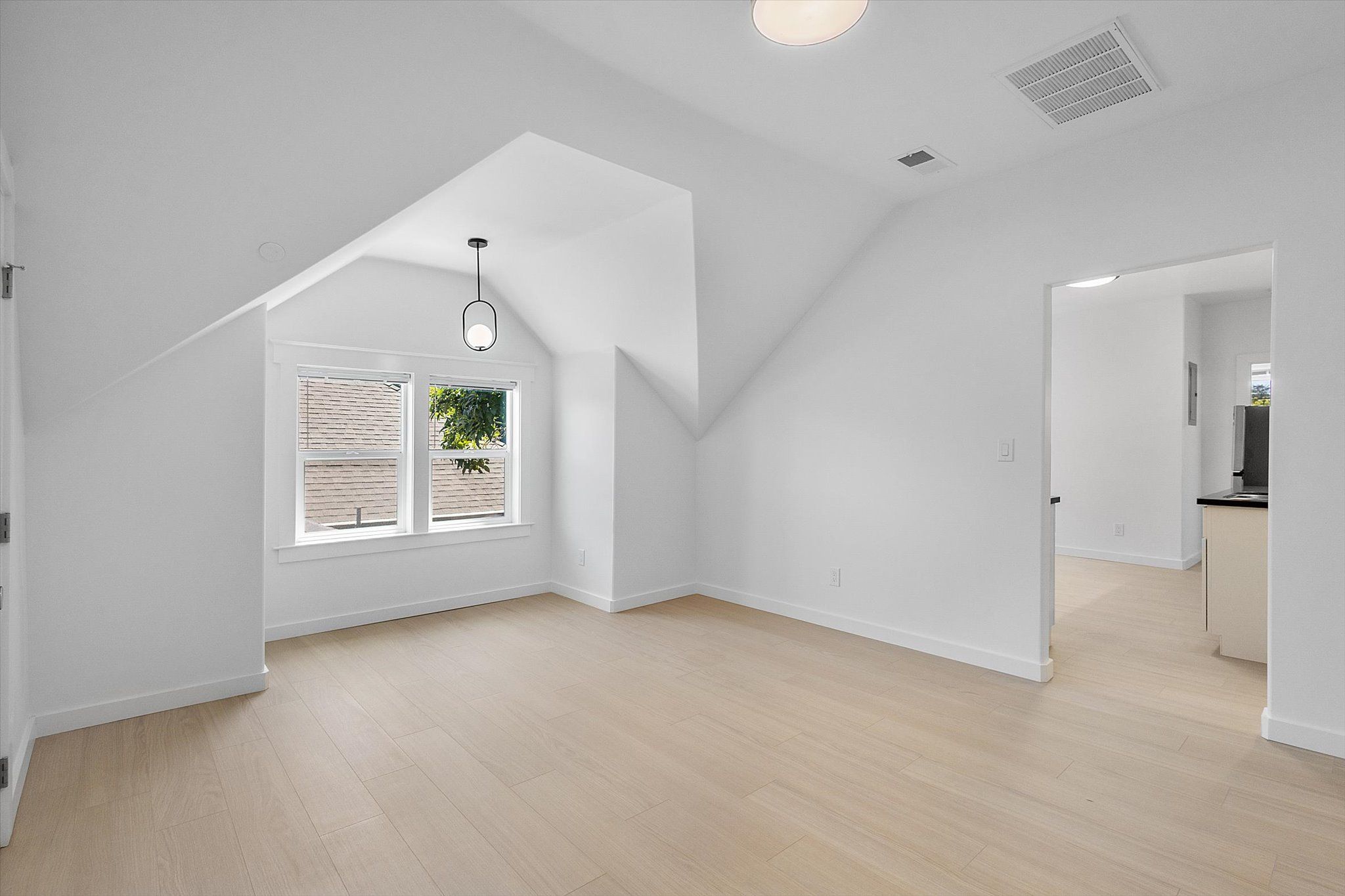 1531 Lafayette St #1