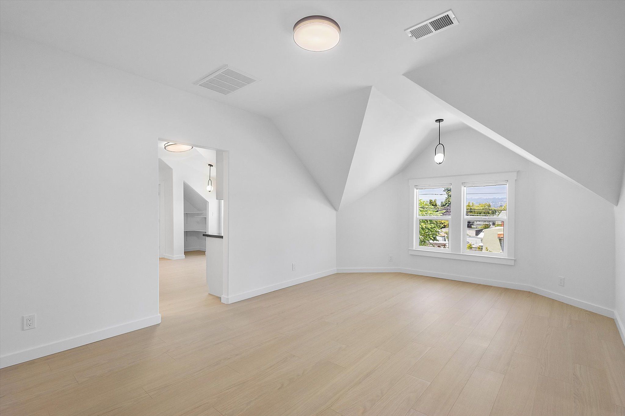 1531 Lafayette St #2