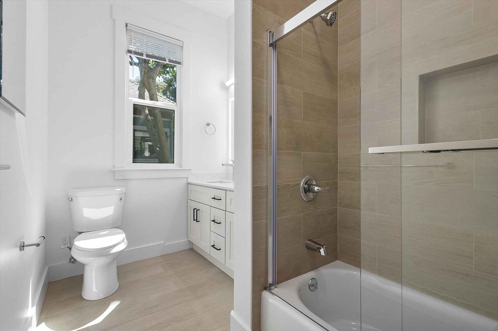 1533 Lafayette St #3