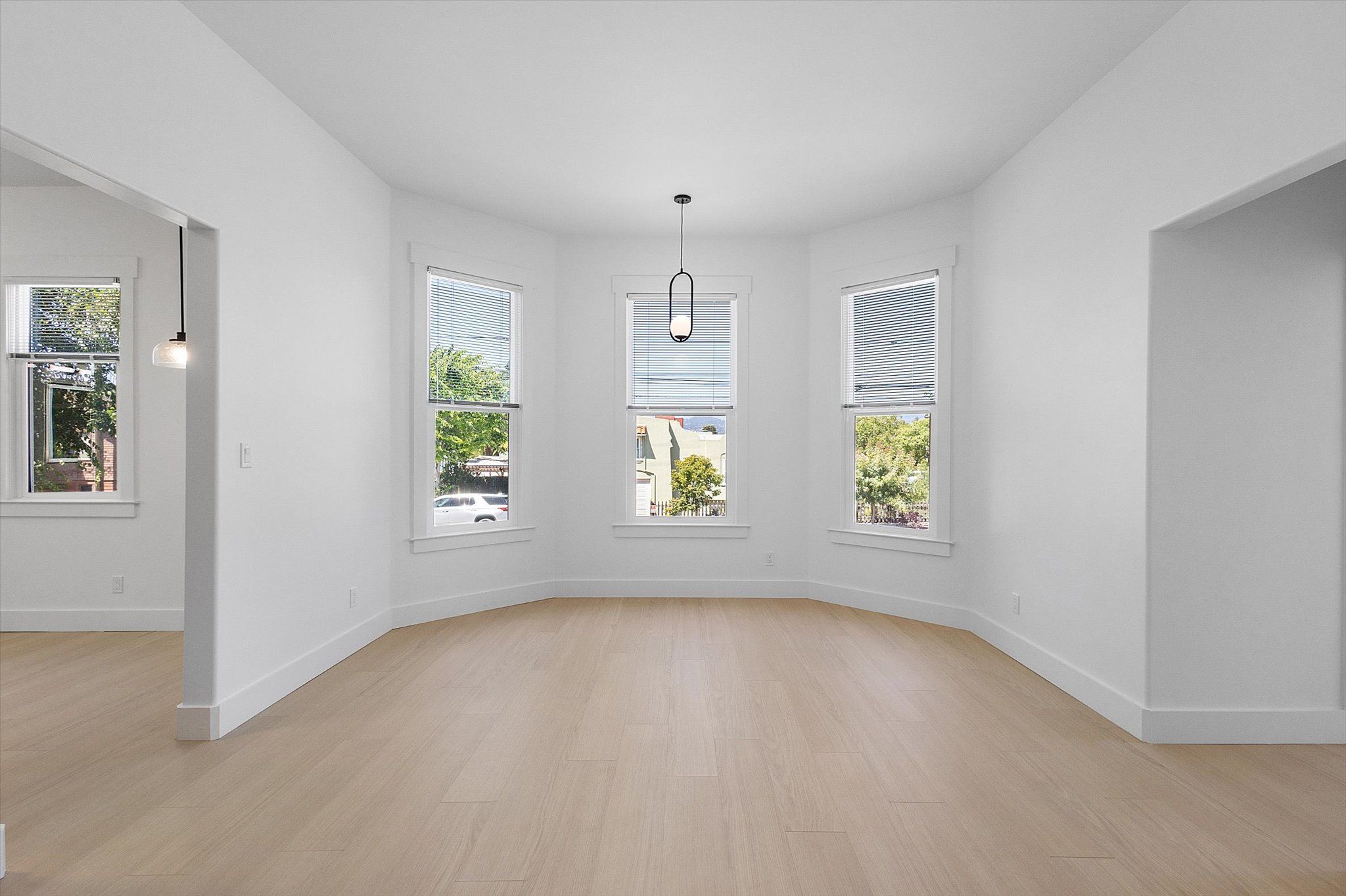 1533 Lafayette St #4