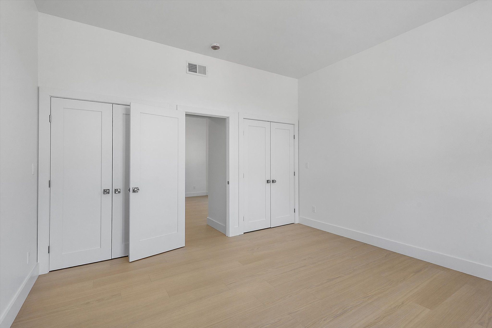1533 Lafayette St #4