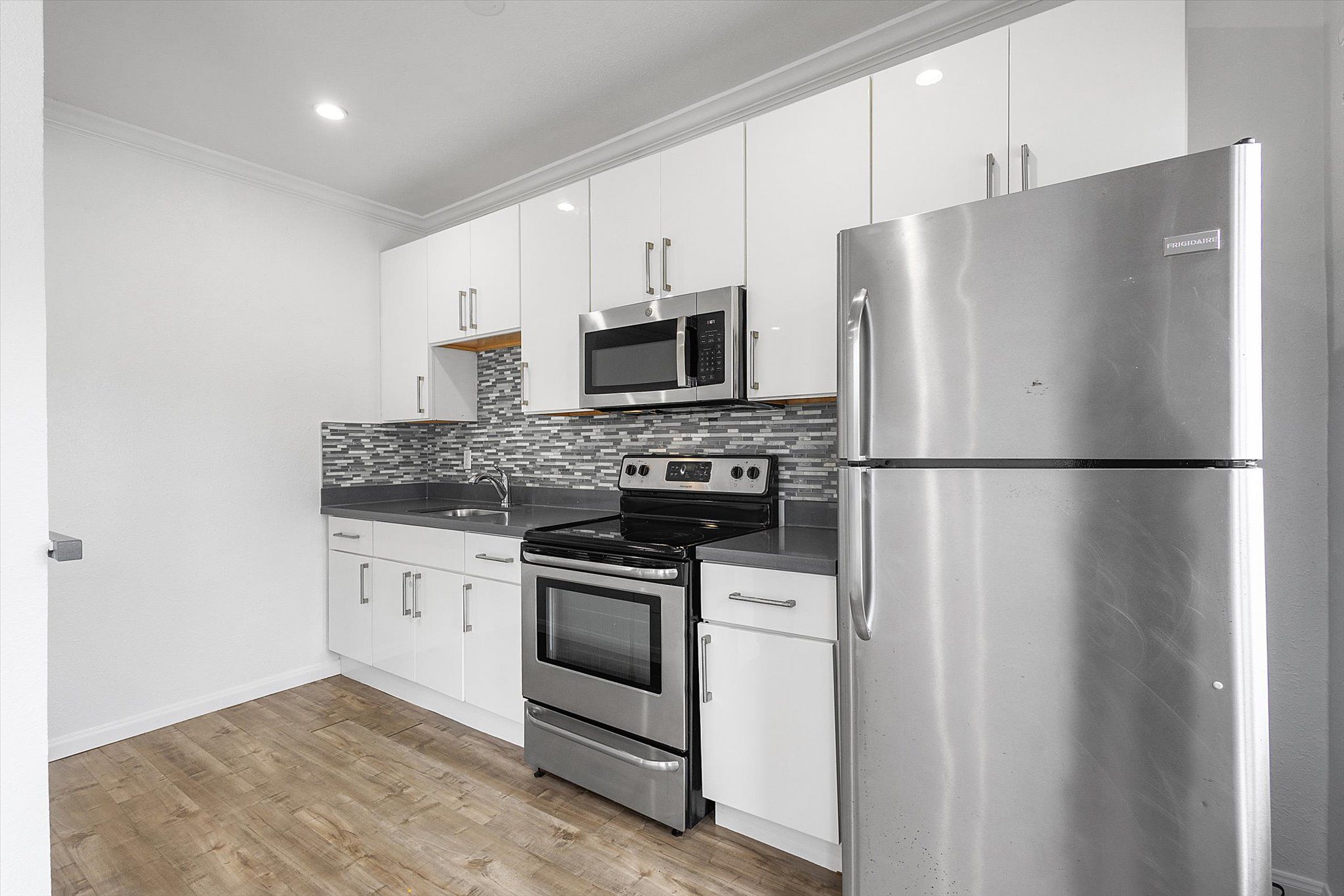 1829 6th Ave #306