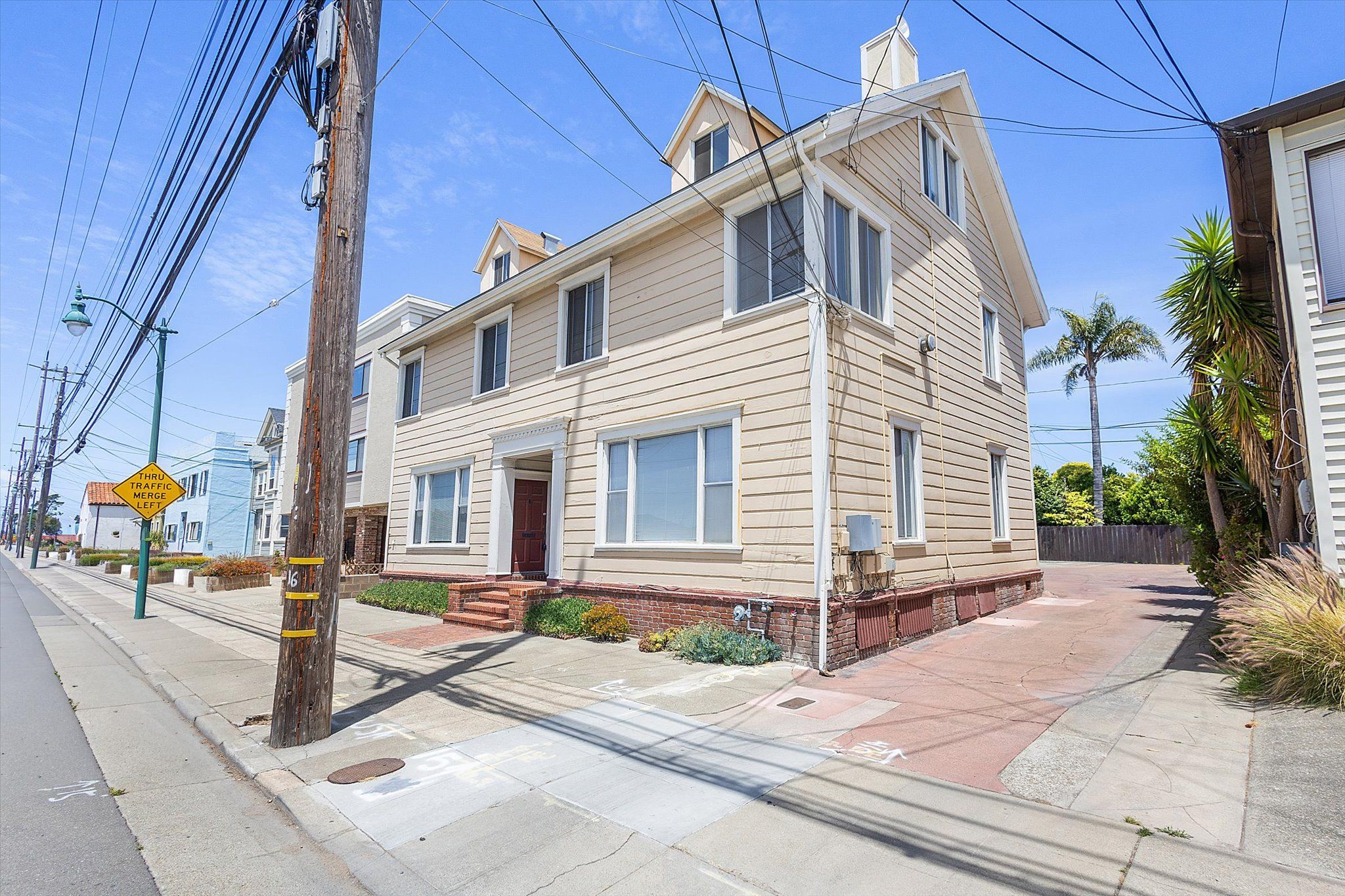 221 Pacific Ave #1