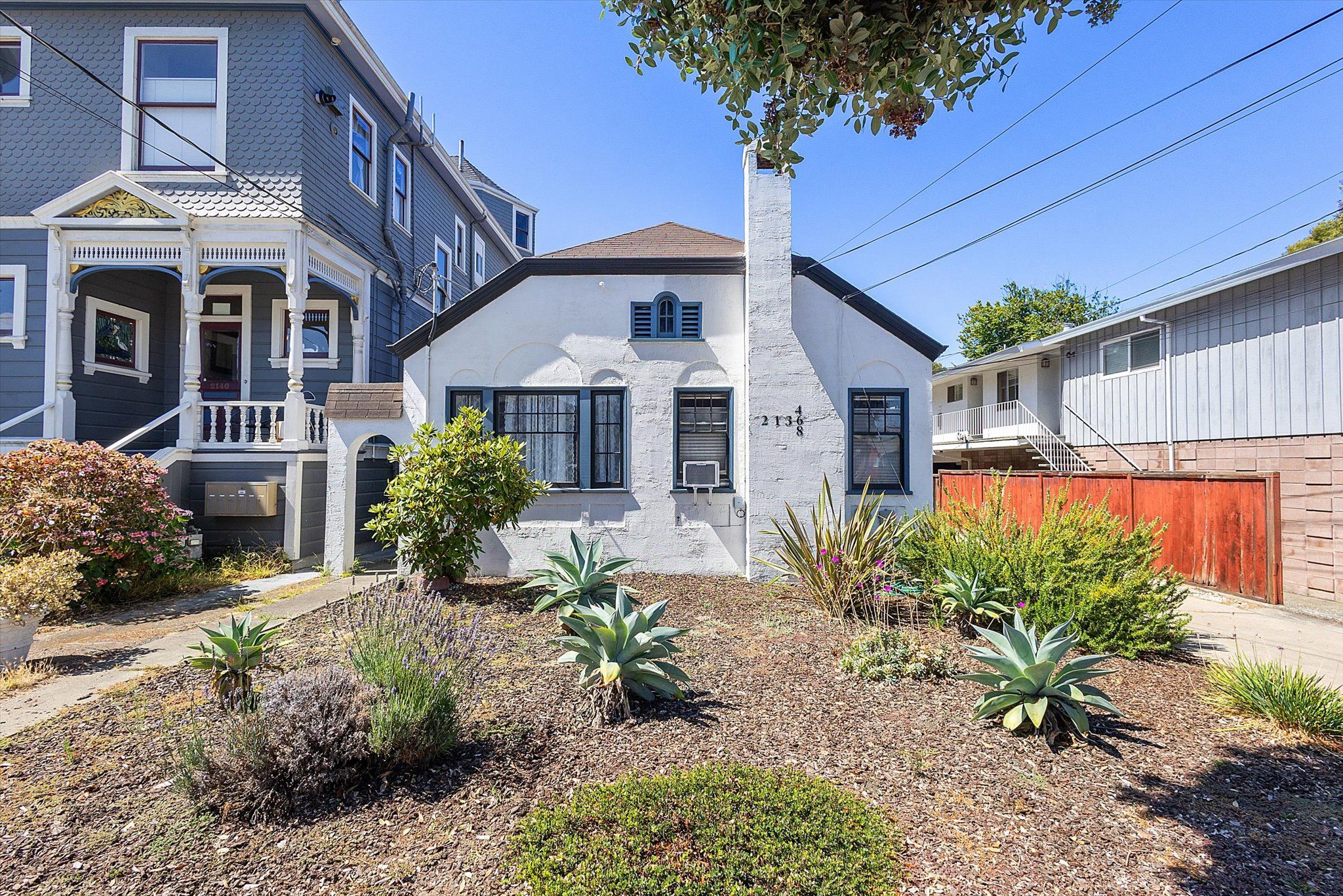 2138 Clinton Ave #A
