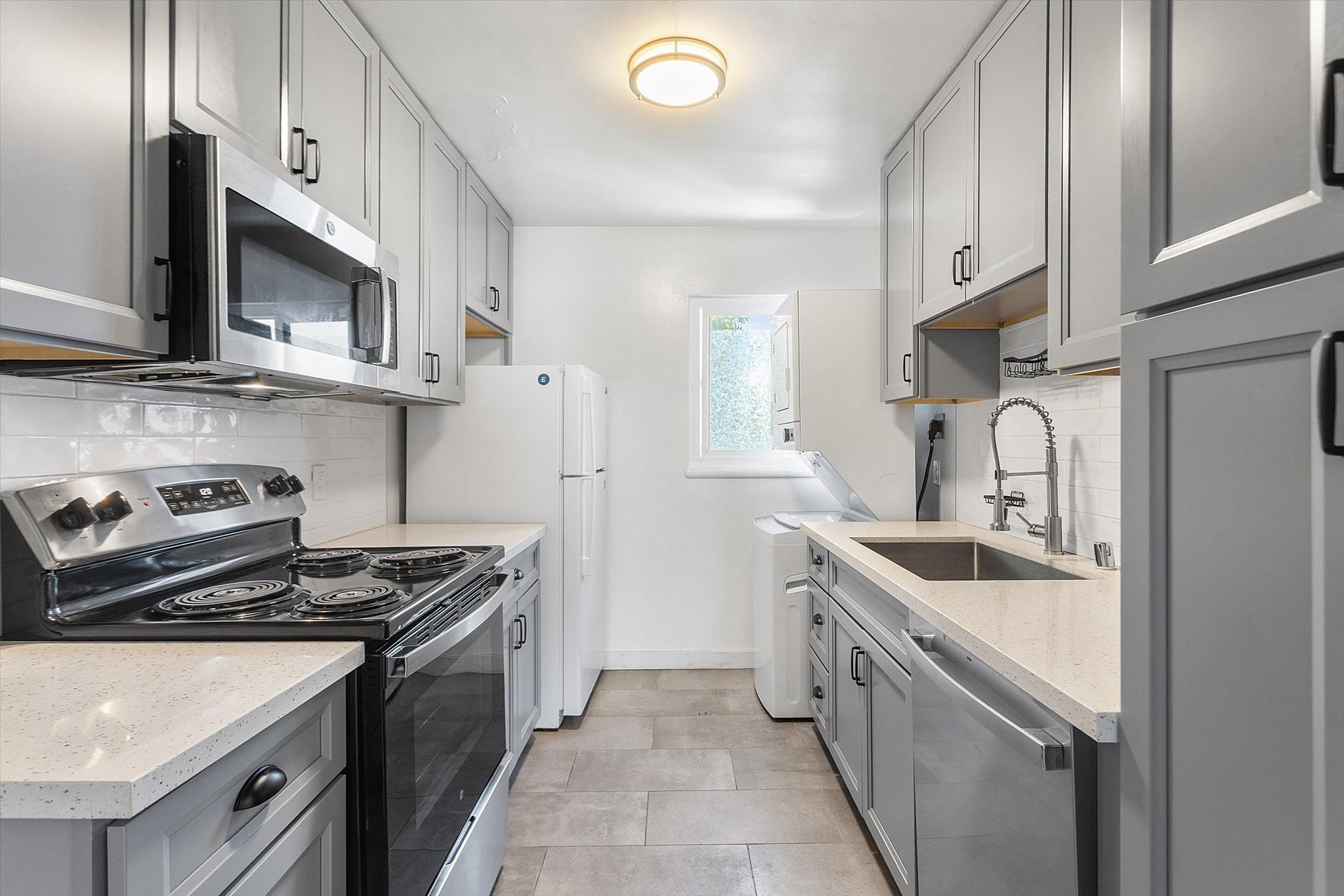 2238 Encinal Ave #C