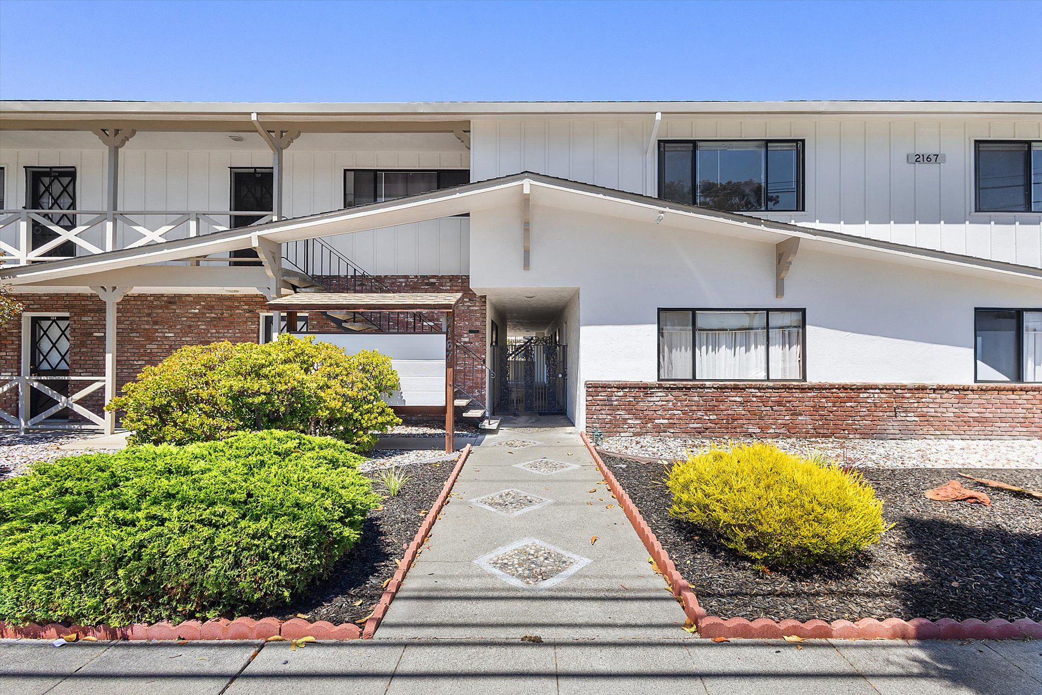 2167 Otis Dr #206