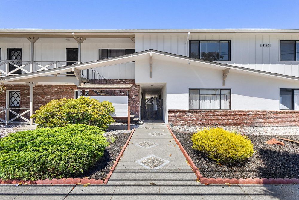 2167 Otis Dr #206