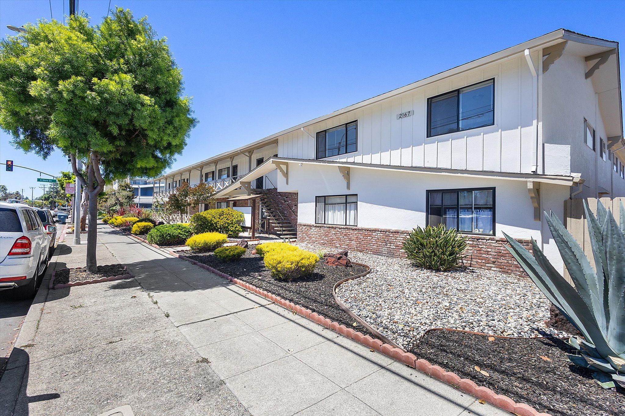 2167 Otis Dr #206