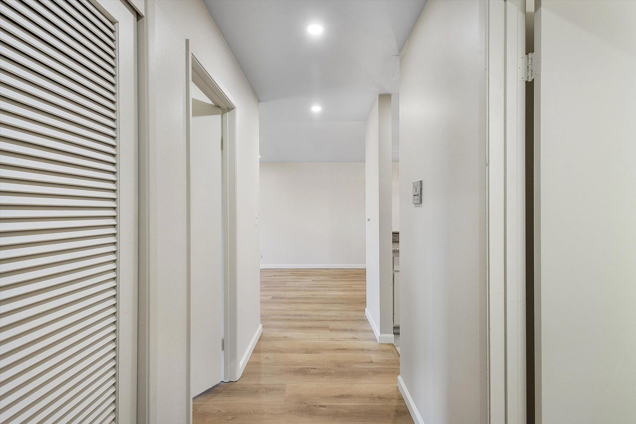 528 Merritt Ave #307