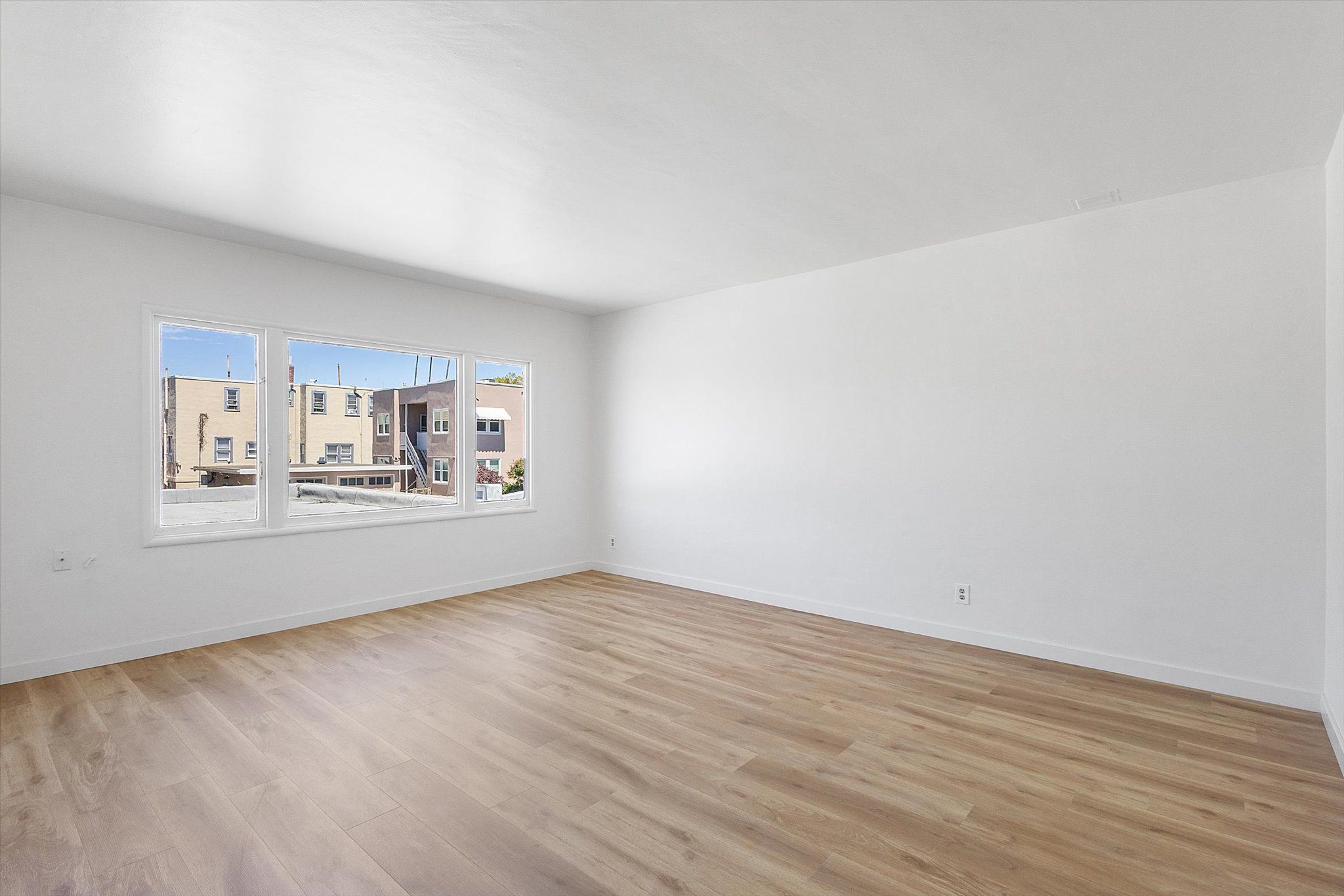 2432 Webb Ave #B