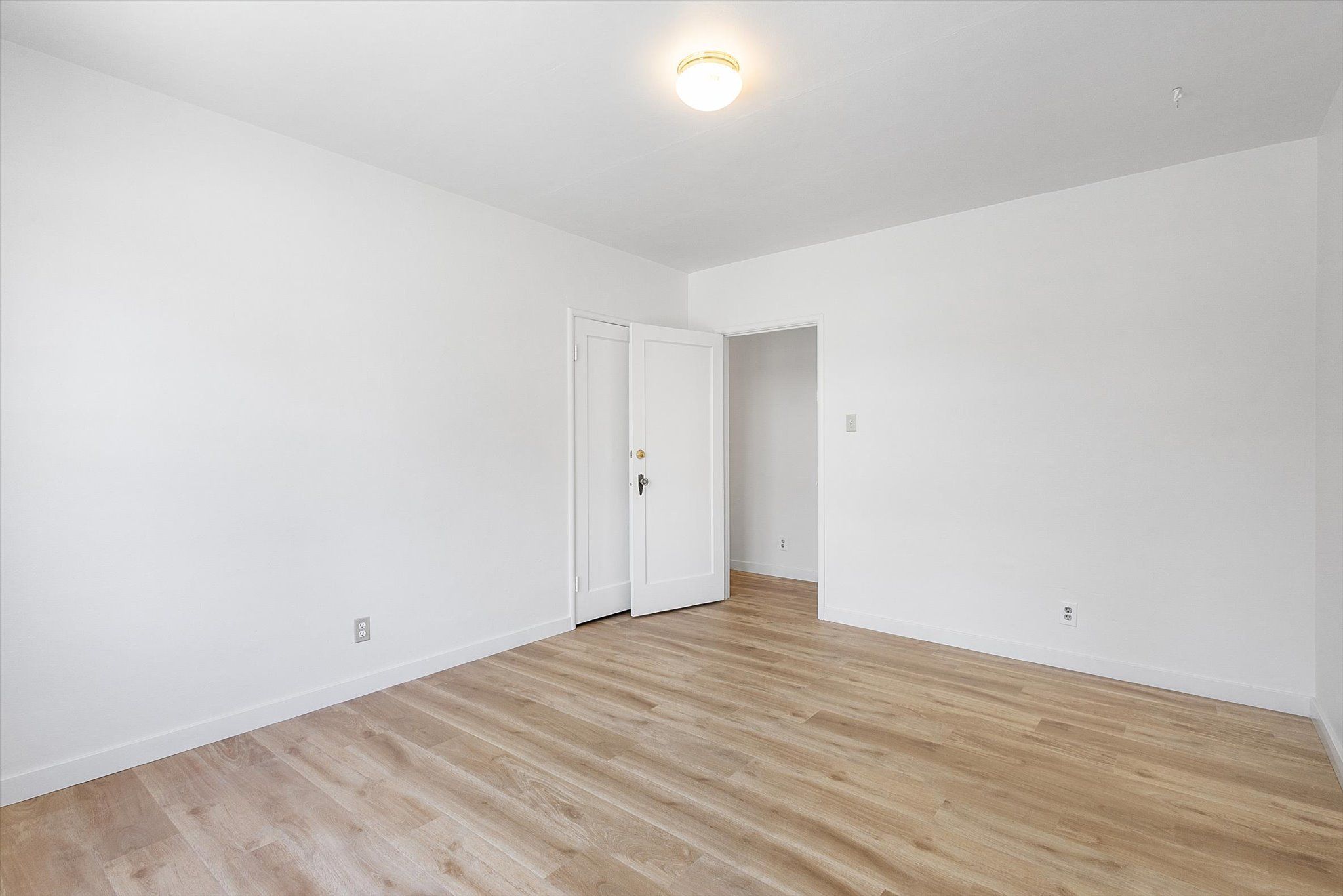 2432 Webb Ave #B