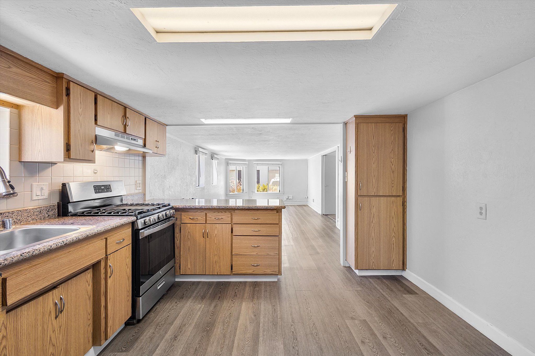 531 Taylor Avenue - Lower unit 
