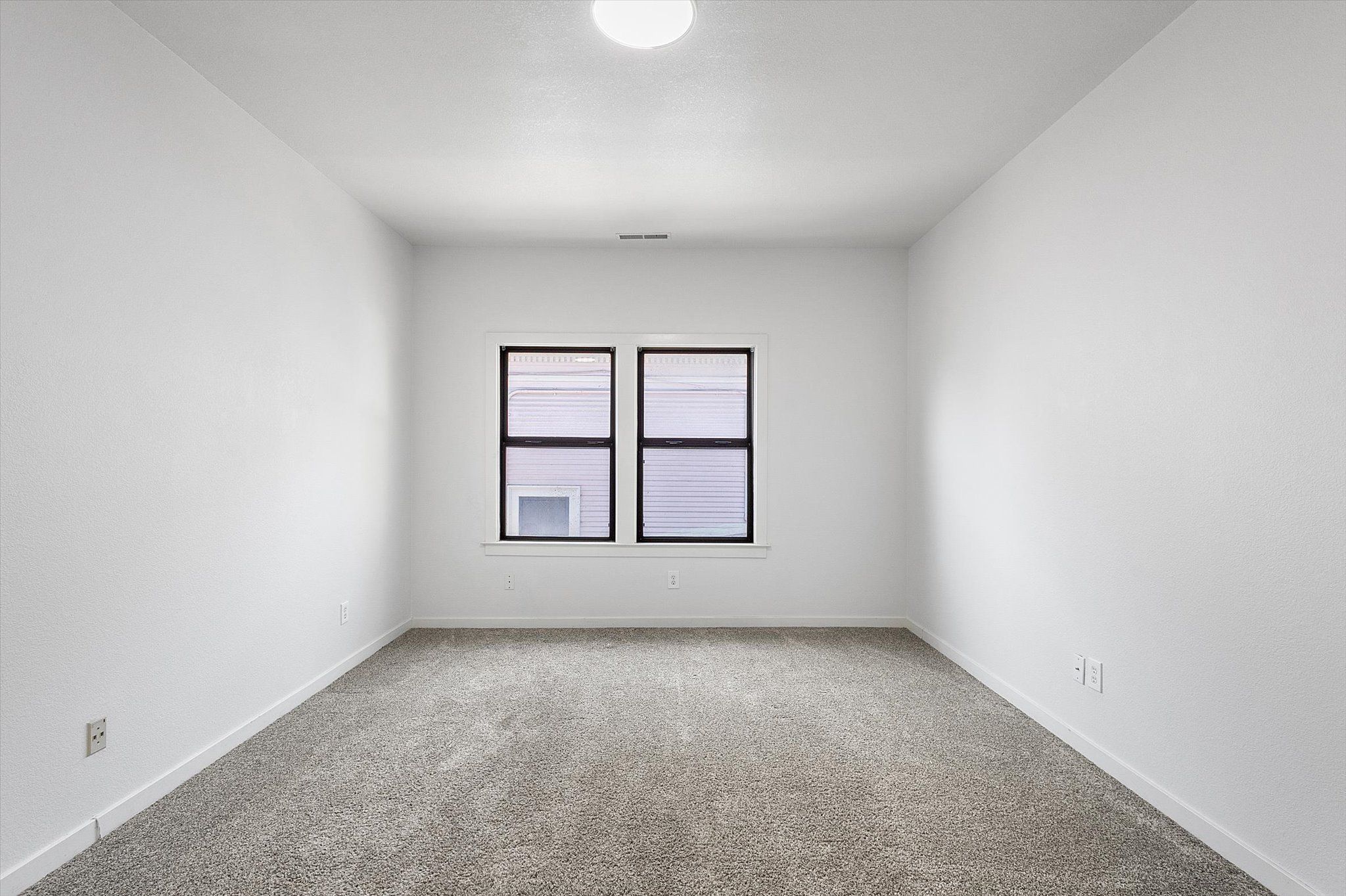1336 1/2 Park Ave 