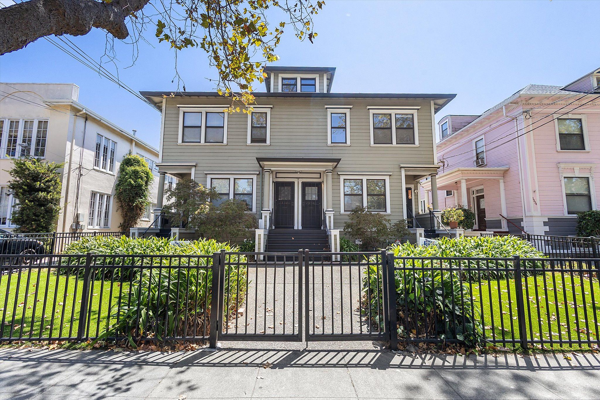 1336 1/2 Park Ave 
