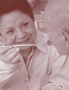 senior-feeding