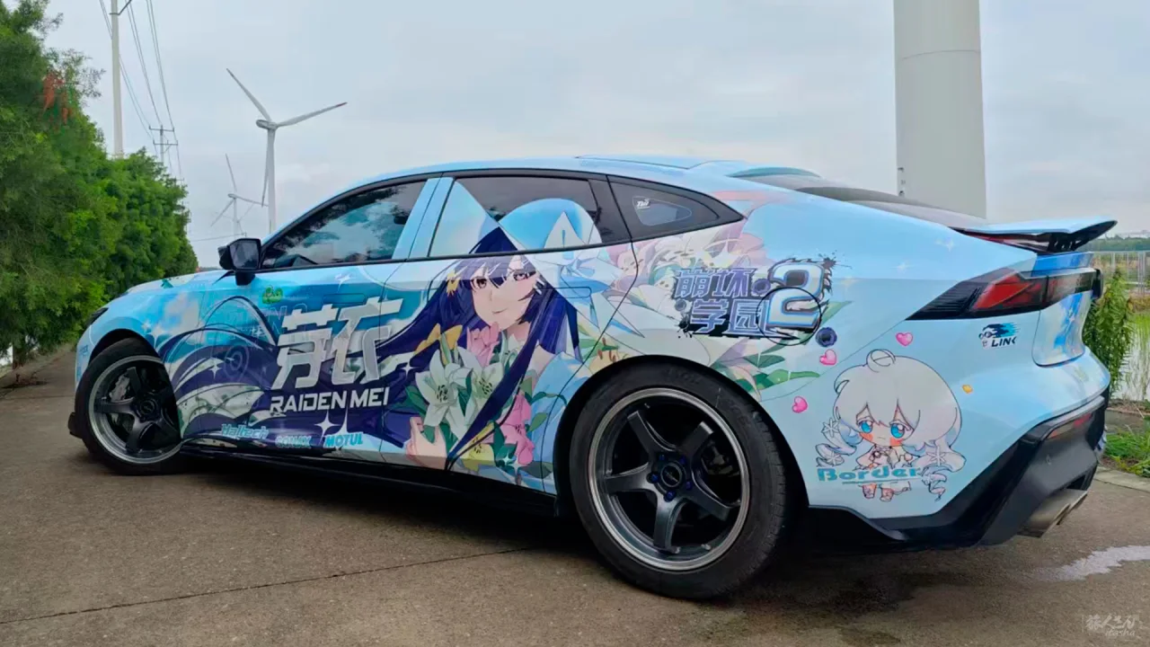 崩坏学园2雷电芽×衣琪亚娜痛车