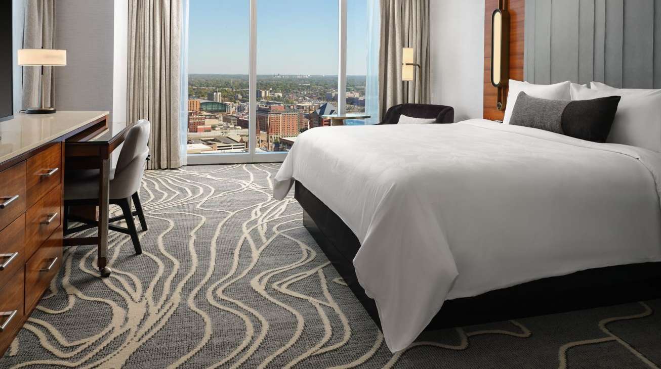 jw-indjw-indy-rooms-10246-74238_Classic-Hor