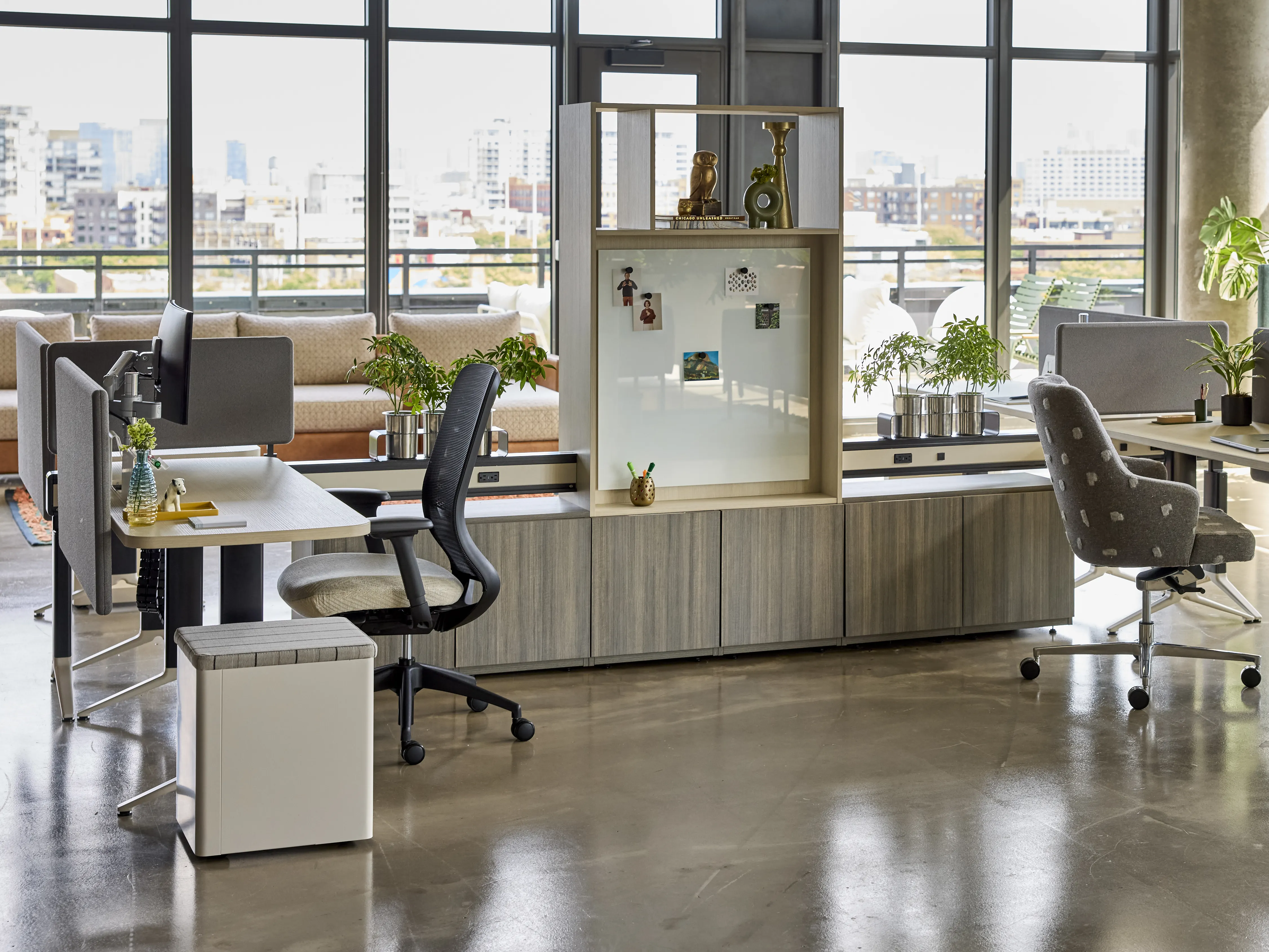 chicago-showroom-2024-zone8-everyspace-nate-natty-eager-eklund-workspace-open-plan