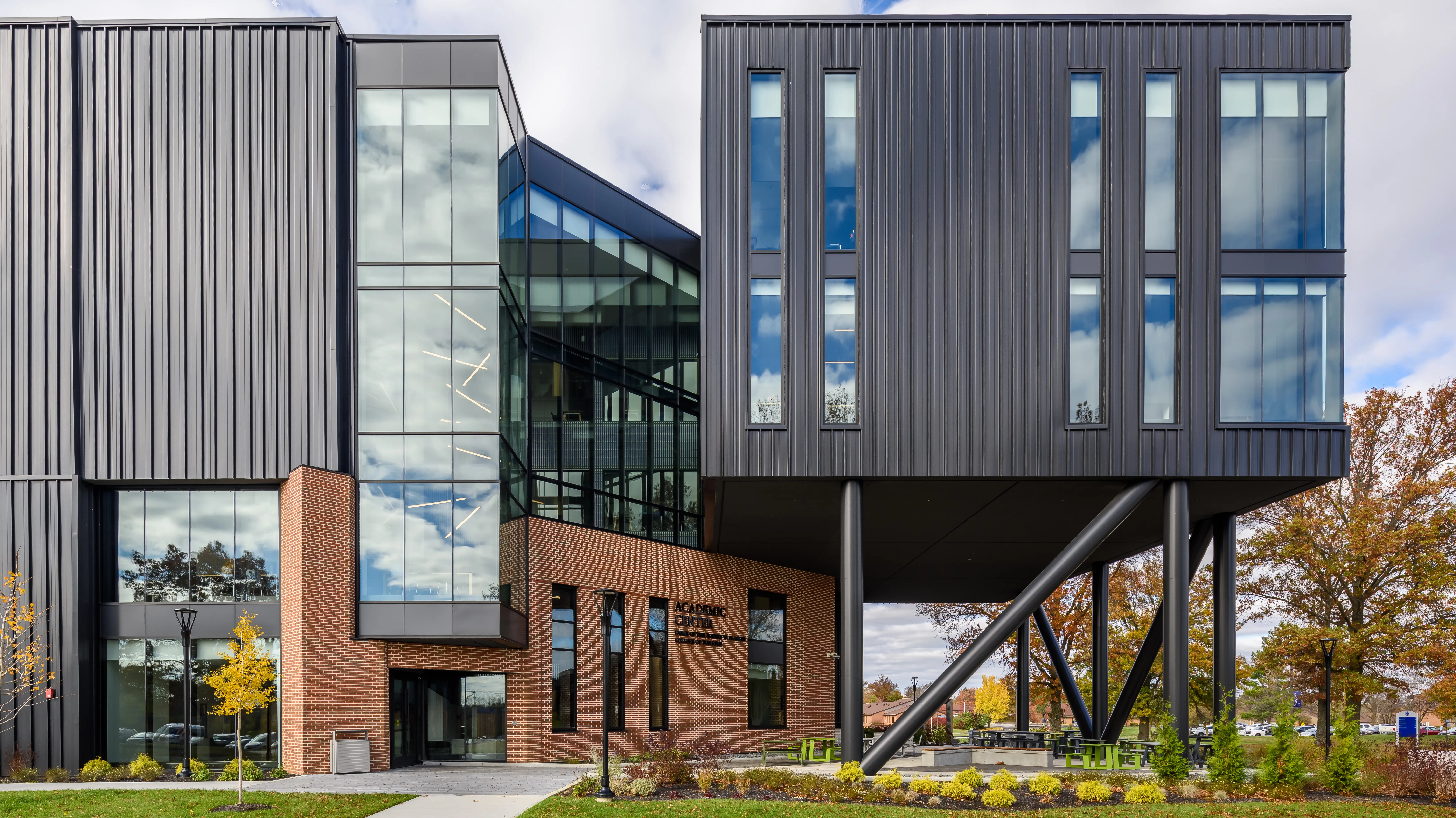 Thomas-Moore-Academic-Center-31