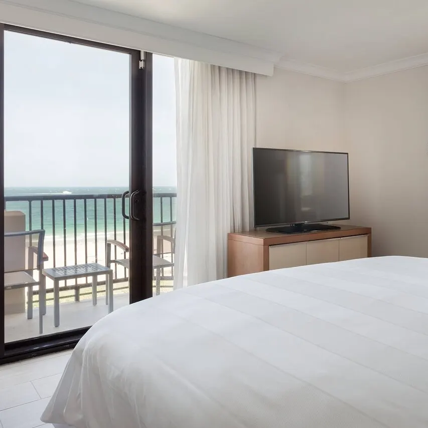 Marriott_Fort_Laderdale_Harbor_Beach_turtle-point-suite