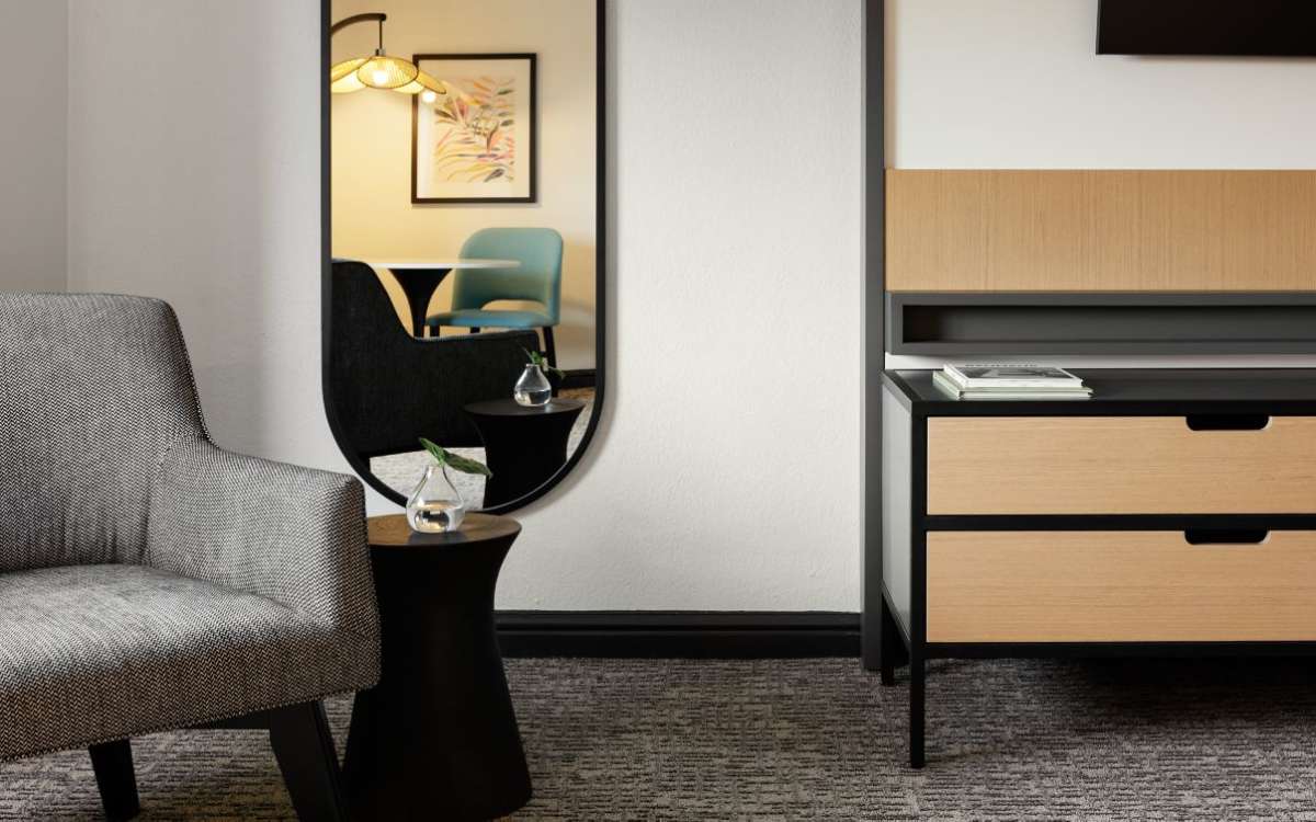 br-pbirh-one-bedroom-suite-details-35097_Wide-Hor