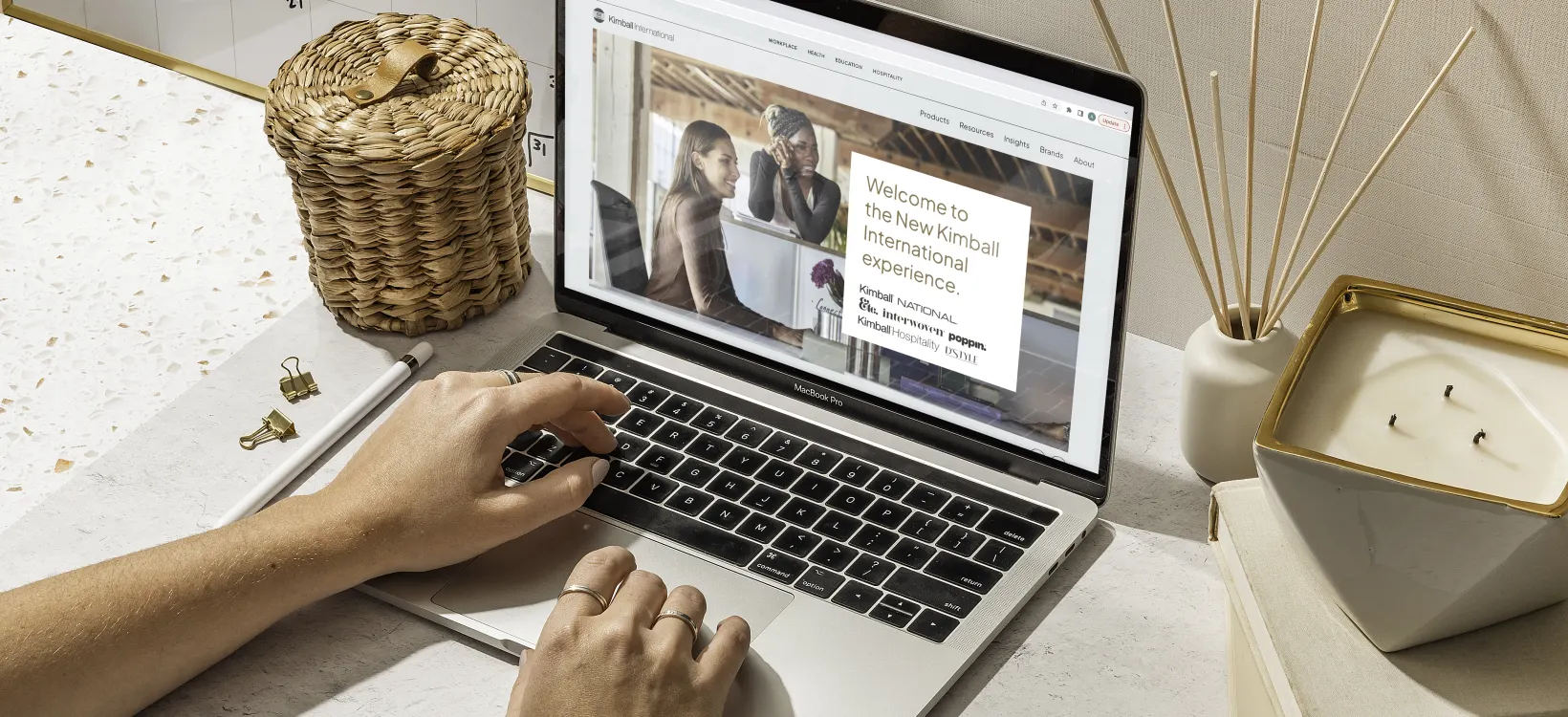 Opening new website on laptop