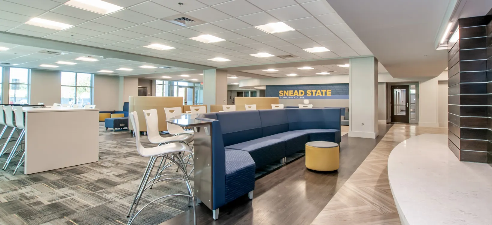 Jacobson and Schmitt interior space-Snead State Community College