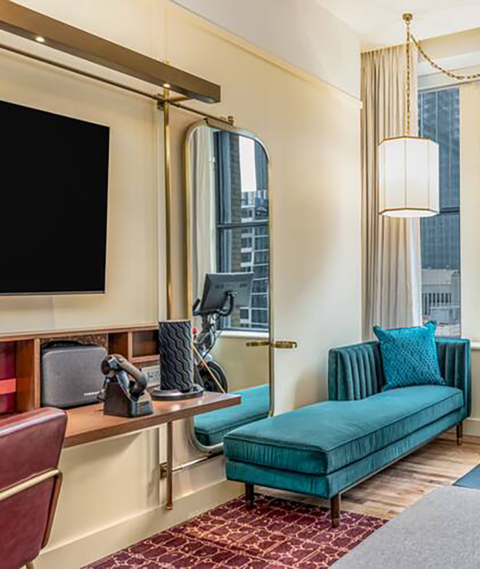 KH-CCCL-King-Guest-Room-Desk-Mirror-Crop