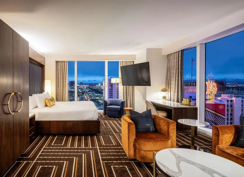 ice-6939925-98092528-924285