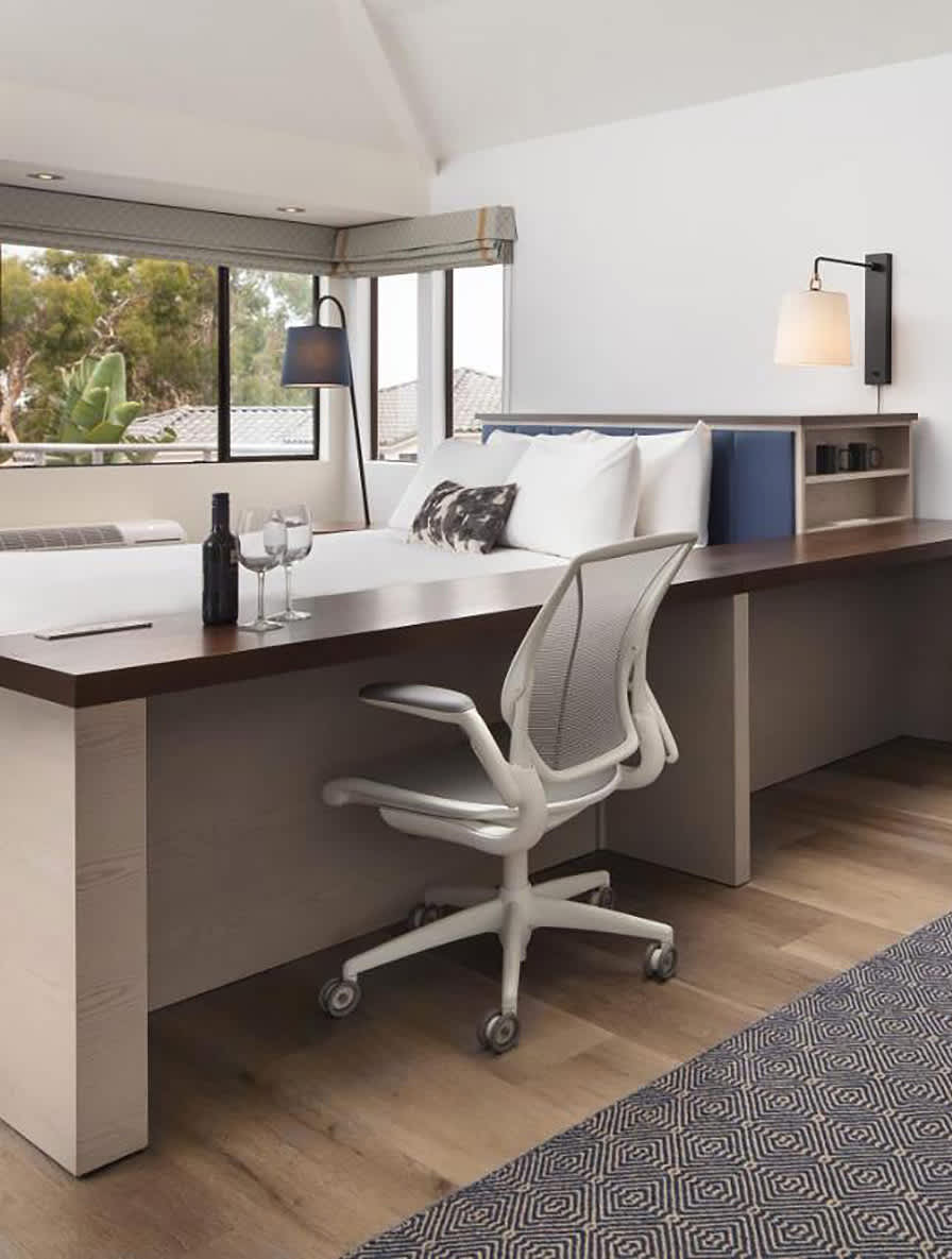 KH-HIDM-King-Standard-Guest-Room-Desk-Crop