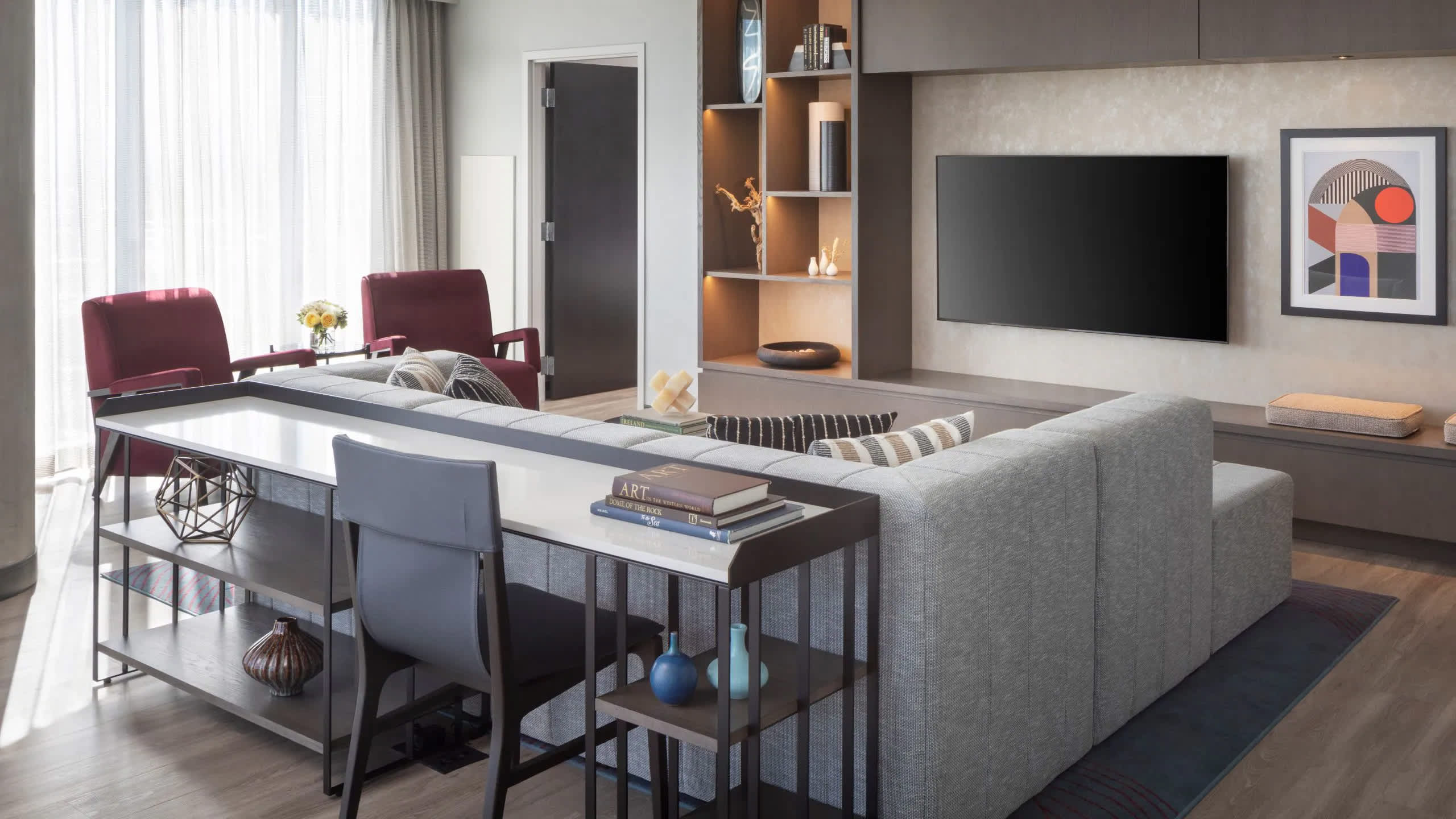 SLCRS-P0091-Suite-Living-Room