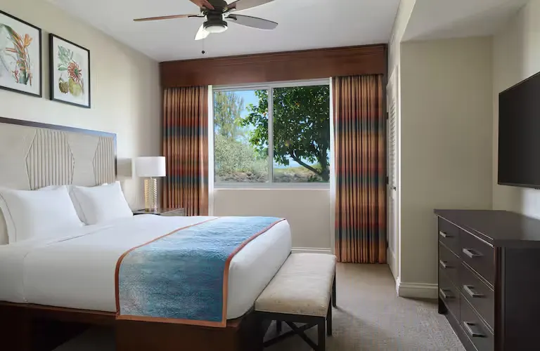 koakl-hi-res-ph1-1-2-3-bdrm-dlx-rsrt-vw-master-outward