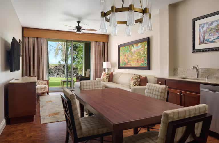 koakl-hi-res-ph1-1-2-bdrm-dlx-rsrt-vw-dining-outward