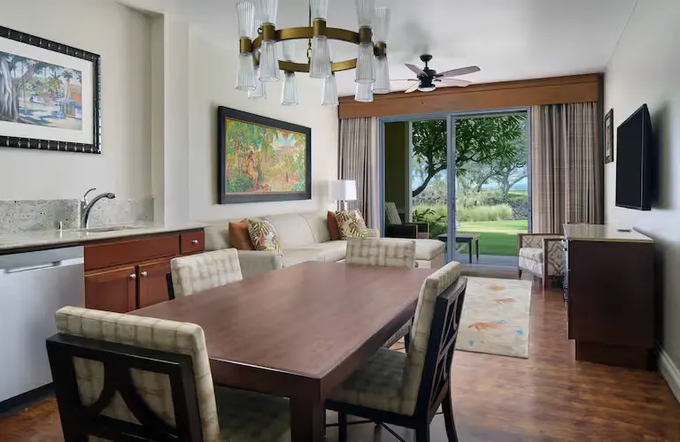 koakl-hi-res-ph1-1-bdrm-dlx-1-bdrm-acc-tub-2-bdrm-acc-roll-in-golf-vw-dining-living-outwa