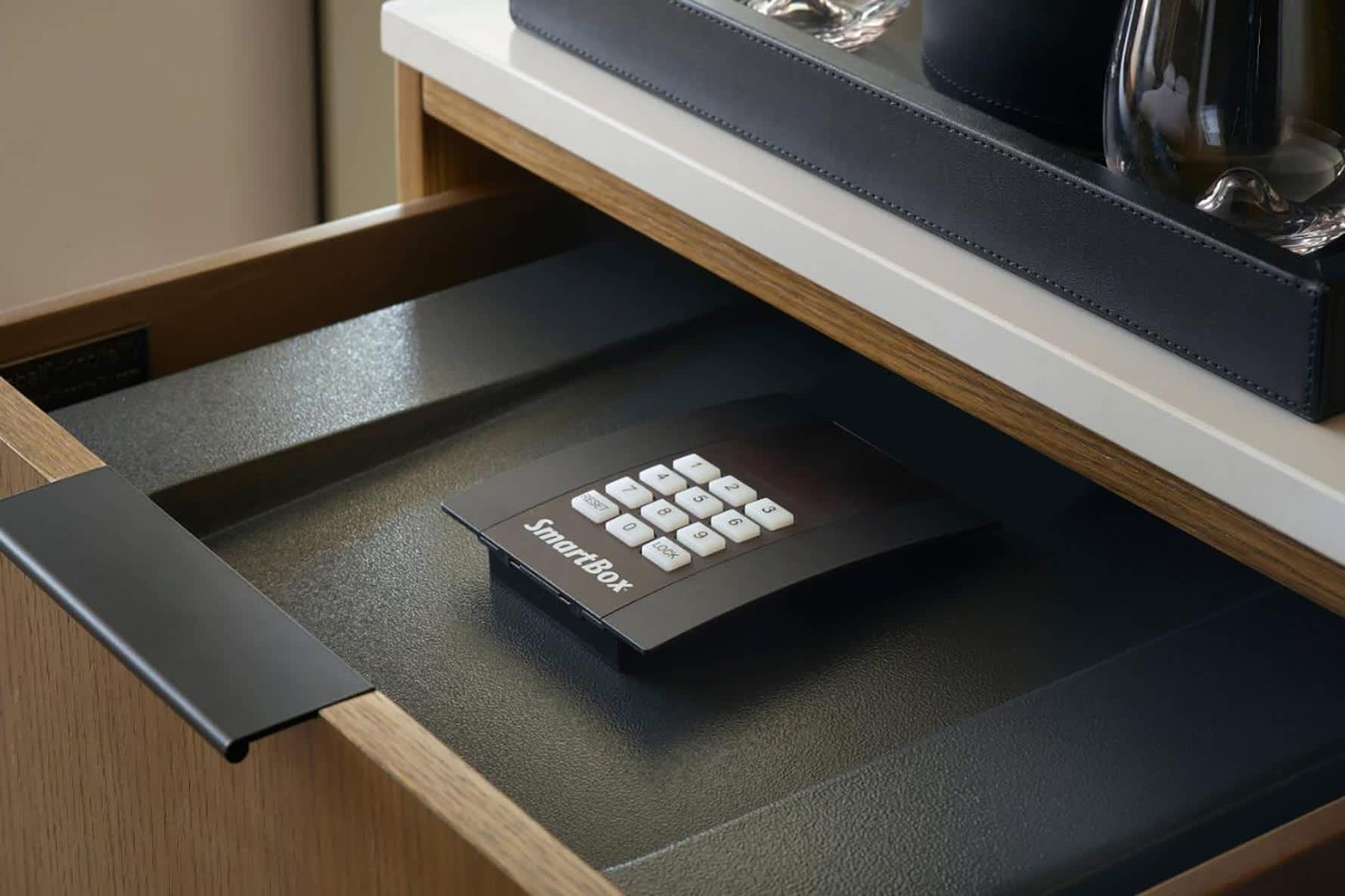 KH-LMCC-Guest-Room-Drawer-Safe-434747354