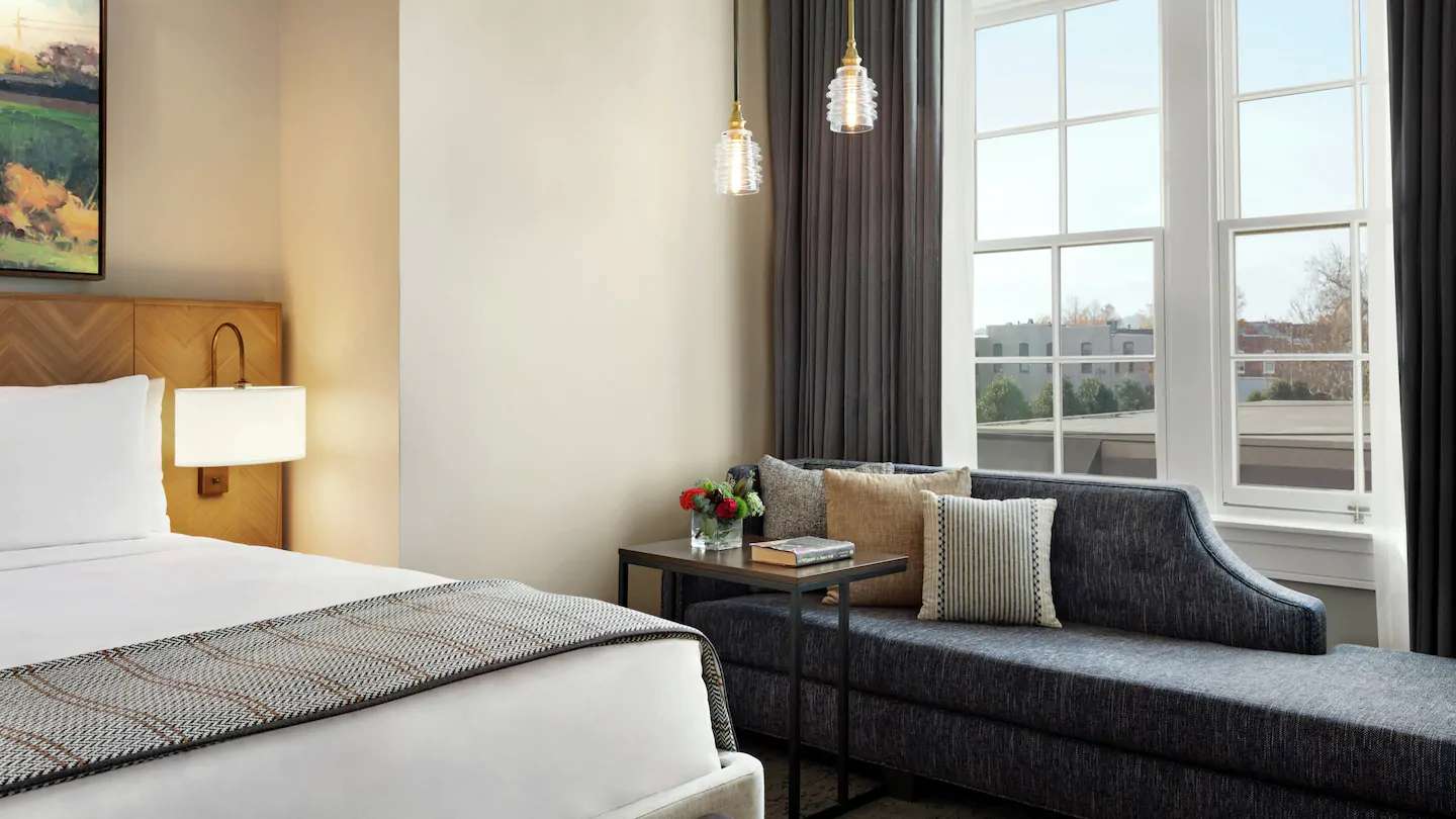 bnasq-2-q-beds-accessible-room-01_1