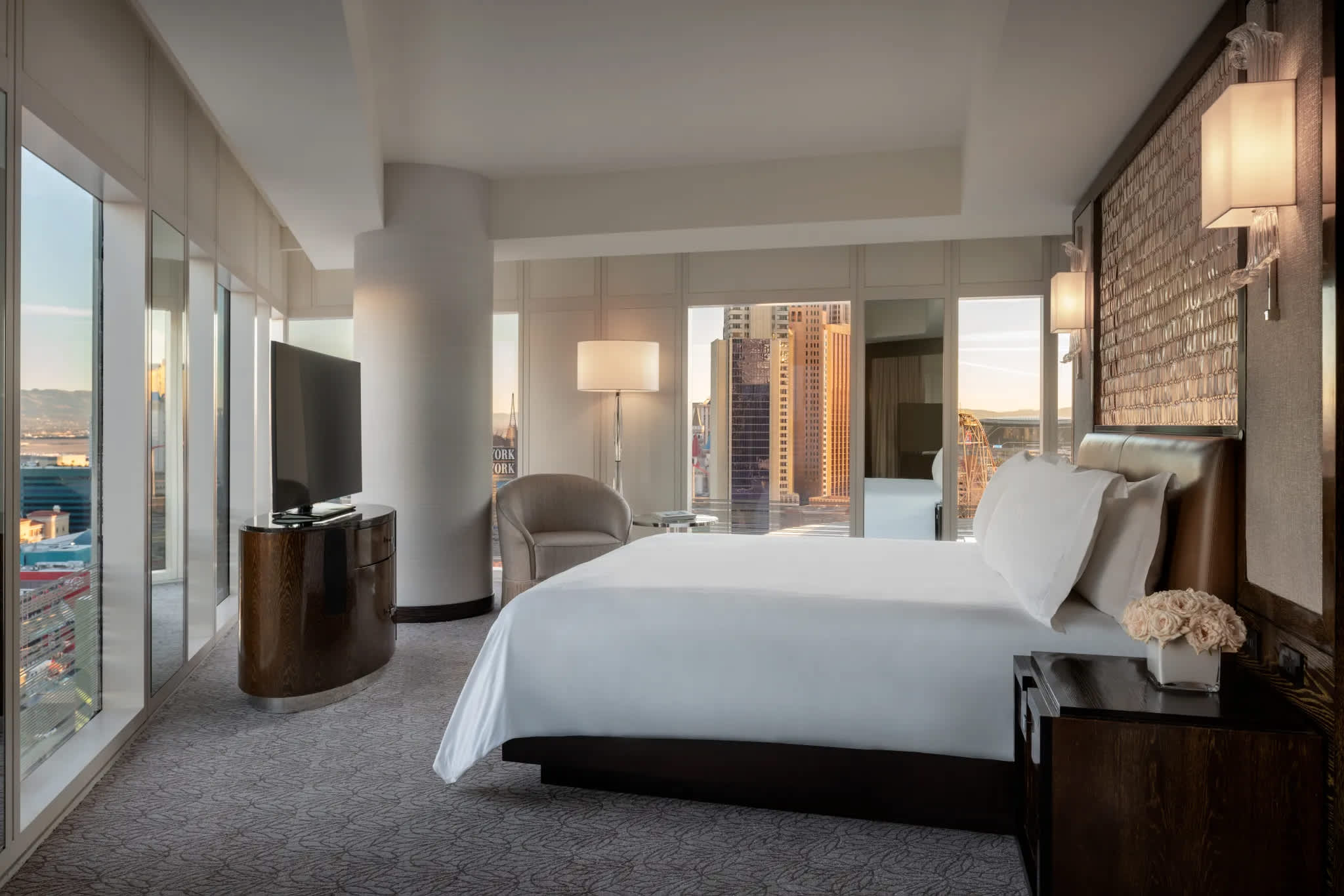Waldorf-Astoria-Las-Vegas-Strip-View-Suite-Bed-Room