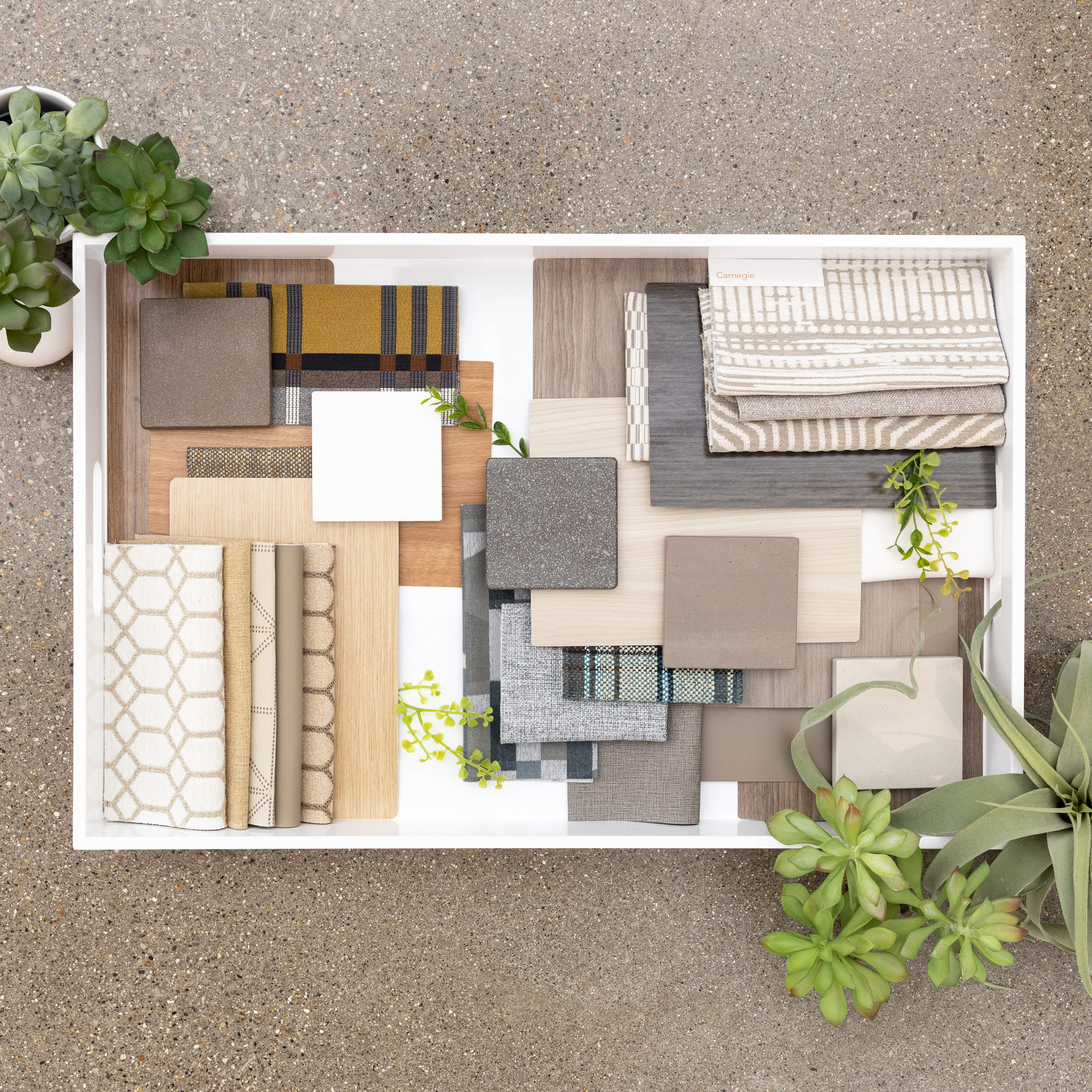 IW_Flatlay_Styled-2-Air-Bottom