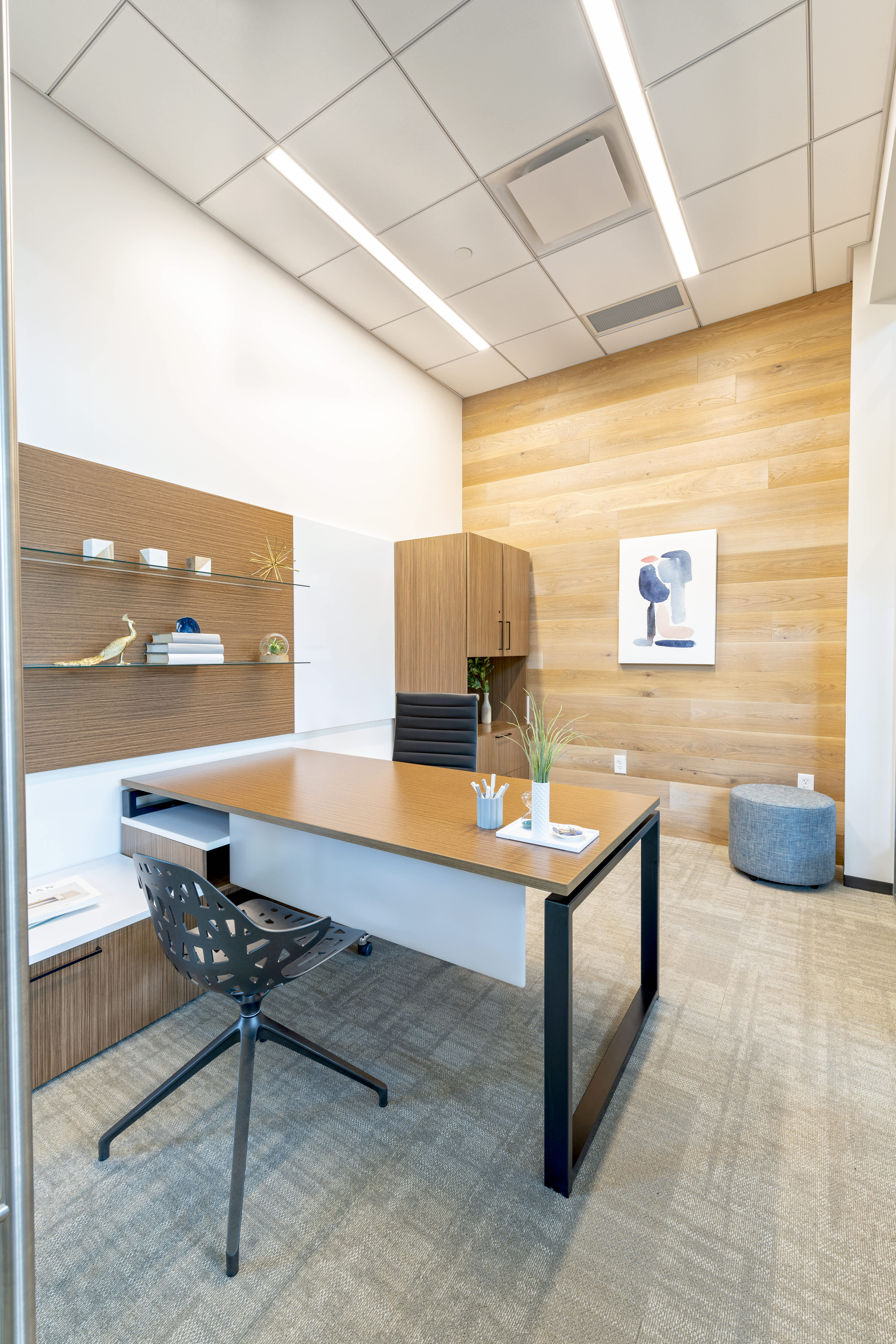 Altanta_Showroom_NoPpl_Priority