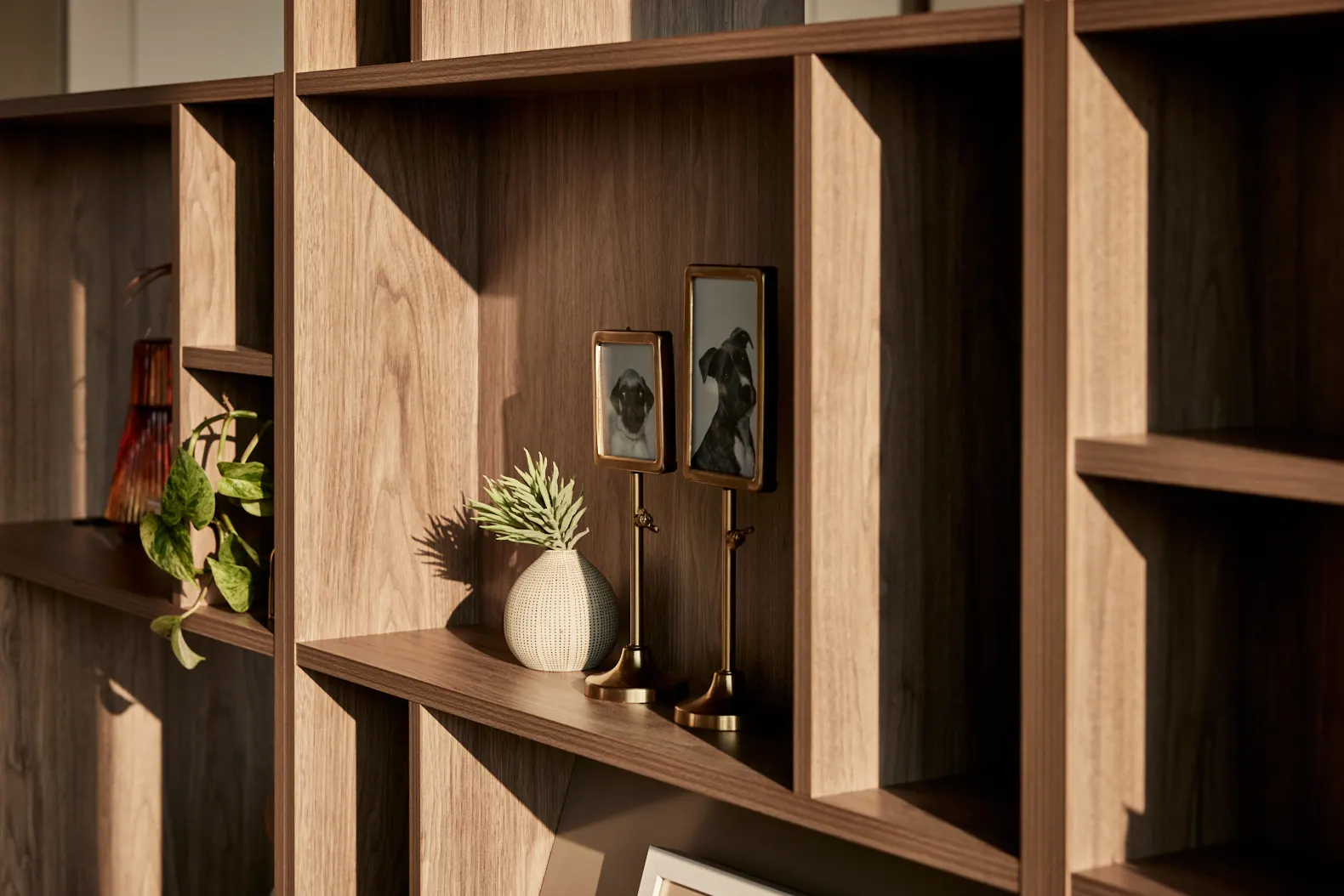 Chicago-Showroom-EverySpace-Storage-Detail-03