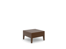 Statement-Pose-Corner-Table-PDP