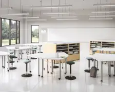 Weitz-Maneuver-WaveWorks-Exhibit-Environment-Classroom