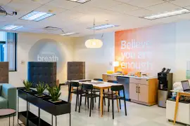 brain-health-retreat-room-5-plants