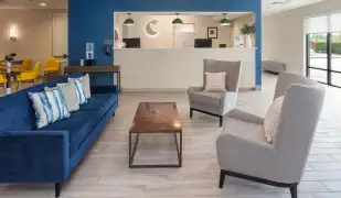 COMF-Lobby-1-1024x597