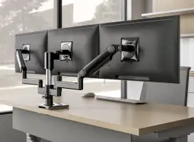 Monitor-Arm-Trio-Grommet-Black-Environment