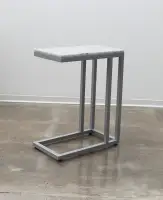 Universal-Pull-Up-Table-03