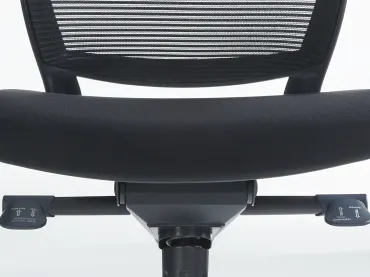 Swivel Tilt Mechanism<br/>Allows Seat and Back to Tilt in Unison