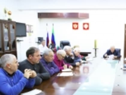 Постановку на налоговый учет объектов коммерции рассмотрели в Гумбете